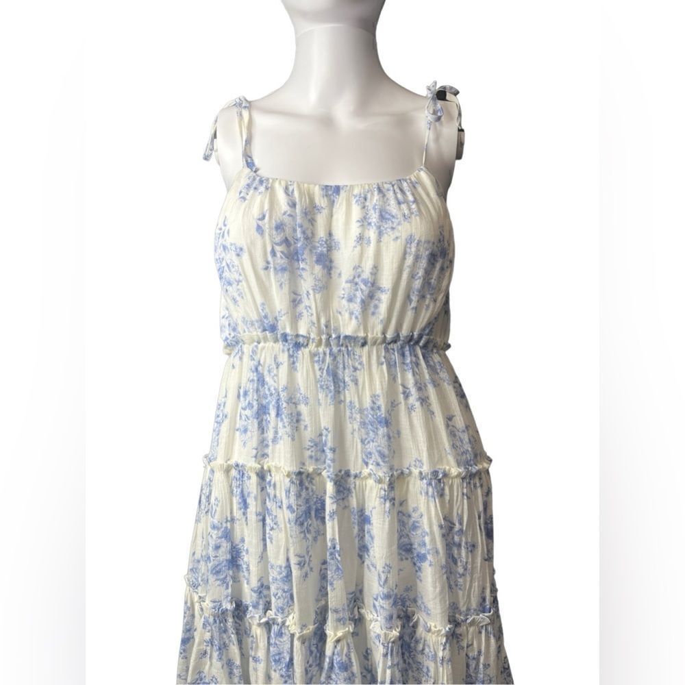 MINE Floral Tiered Mini Dress Blue and White Size Small - Picture 2 of 3
